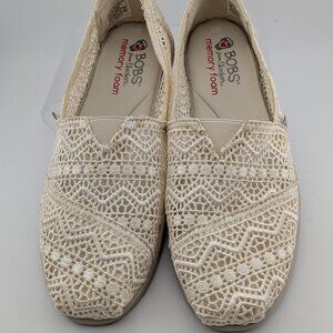 Bob's by Skechers memory foam in natural color eyelet